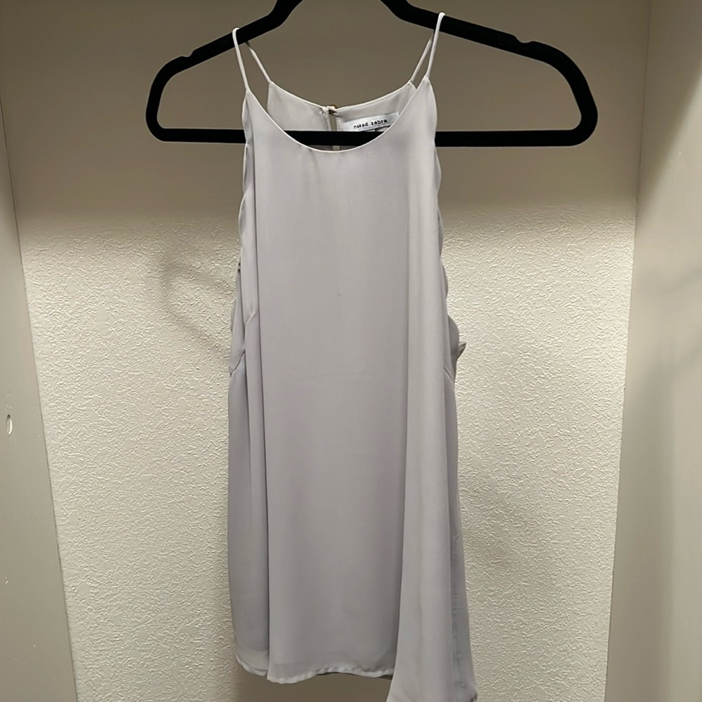 Scalloped professional business tank